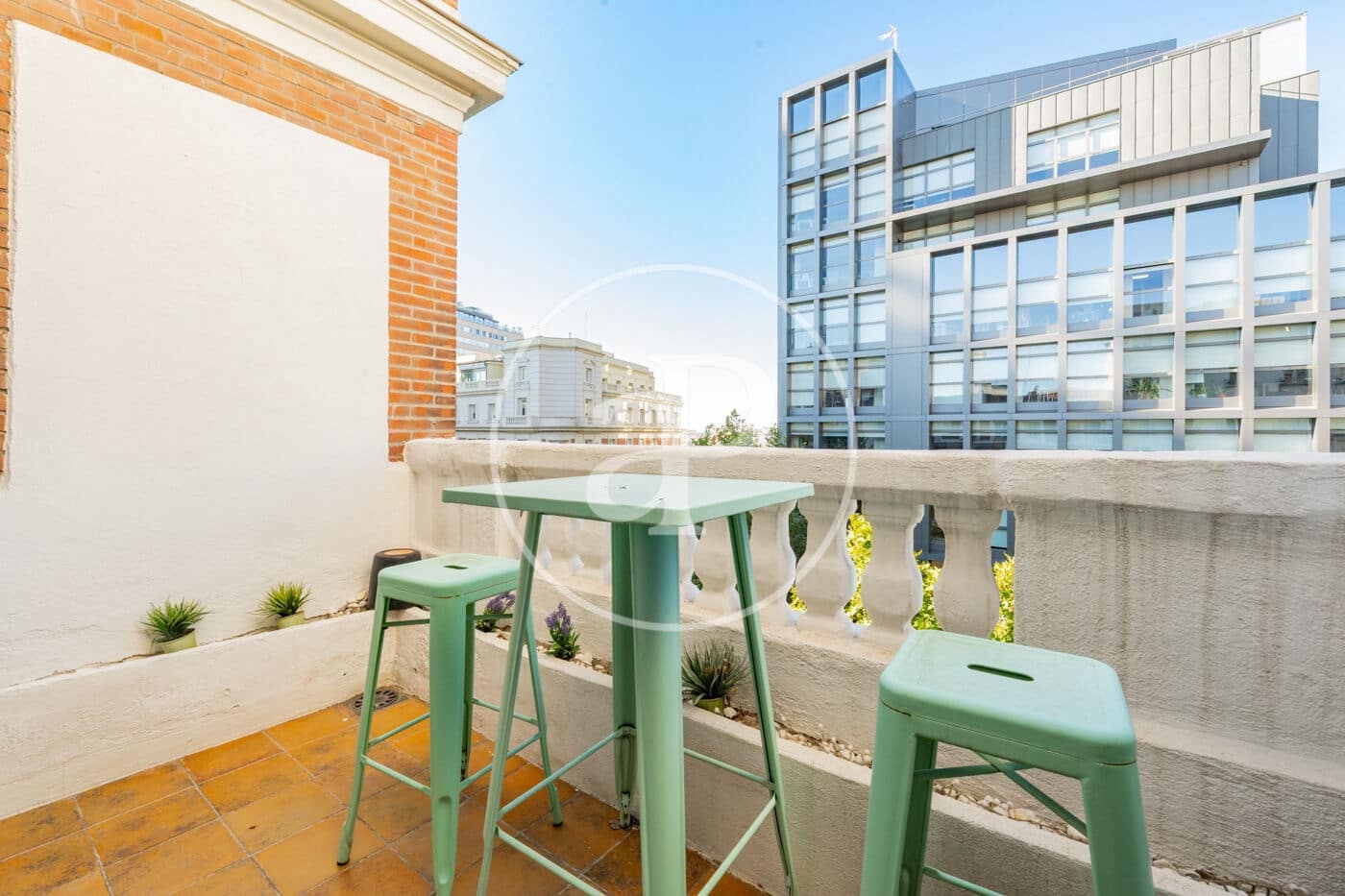 2 bedroom Apartment for rent in Madrid city - € 5,500 (Ref: 10044861)