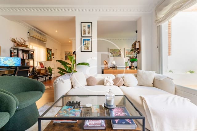 2 bedroom Apartment for rent in Almagro, Madrid city - € 5,500 (Ref: 10044861)