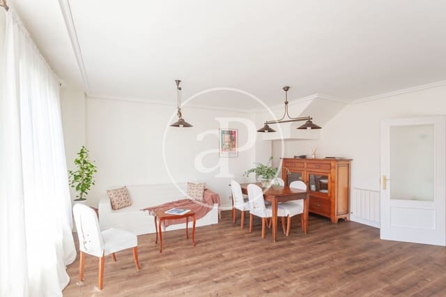 4 Zimmer Apartment zu verkaufen in Canillas, Madrid Stadt mit Pool - 890.000 € (Ref: 10044863)