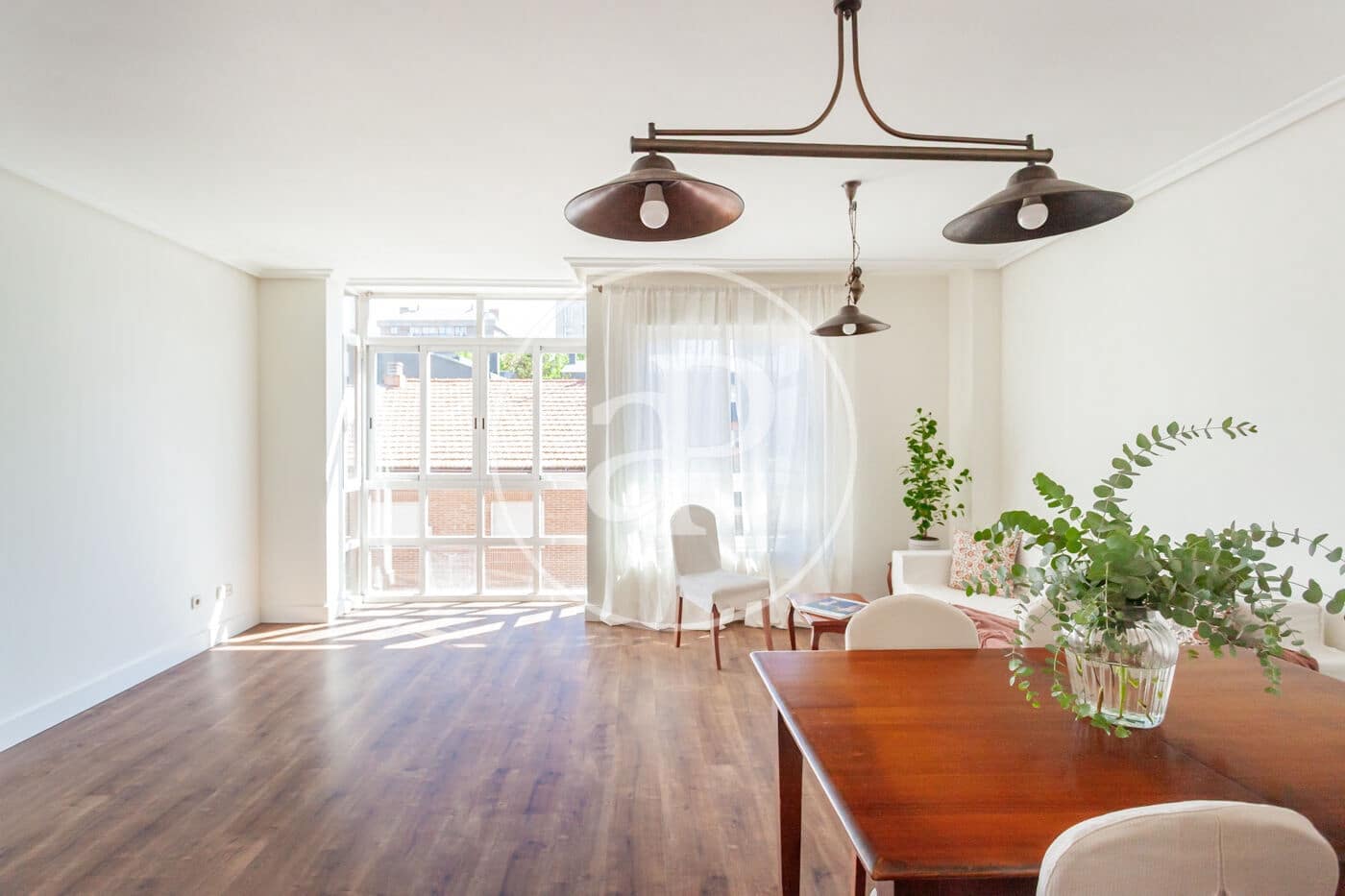4 Zimmer Apartment zu verkaufen in Madrid Stadt mit Pool - 890.000 € (Ref: 10044863)