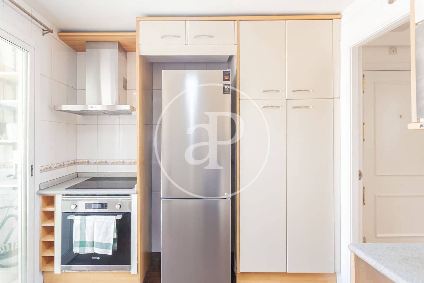 4 Zimmer Apartment zu verkaufen in Madrid Stadt mit Pool - 890.000 € (Ref: 10044863)