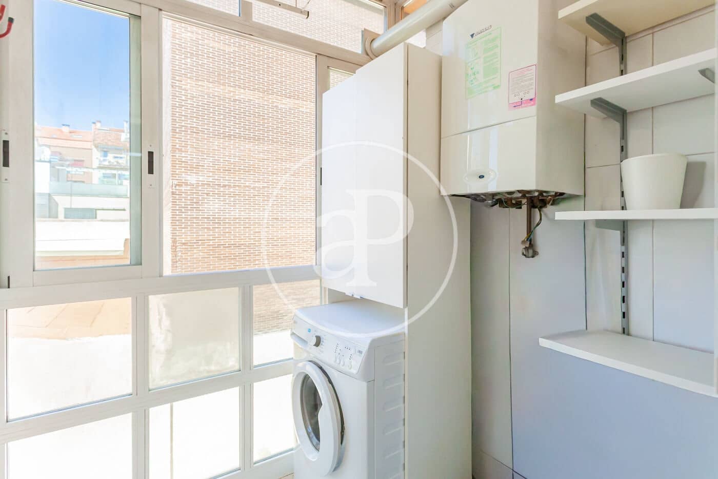 4 Zimmer Apartment zu verkaufen in Madrid Stadt mit Pool - 890.000 € (Ref: 10044863)