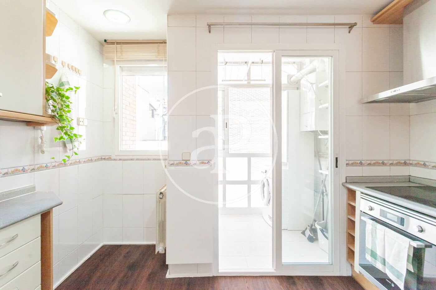 4 Zimmer Apartment zu verkaufen in Madrid Stadt mit Pool - 890.000 € (Ref: 10044863)