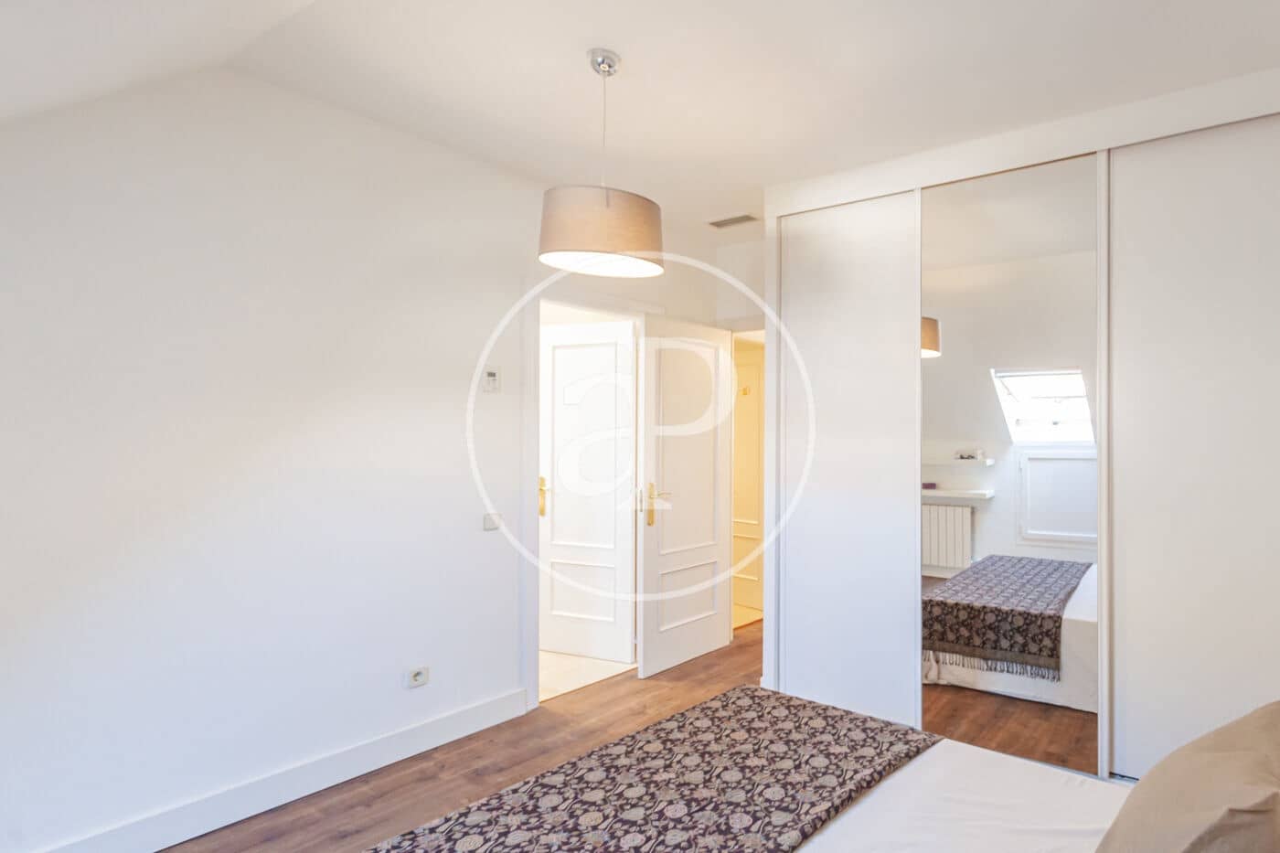 4 Zimmer Apartment zu verkaufen in Madrid Stadt mit Pool - 890.000 € (Ref: 10044863)