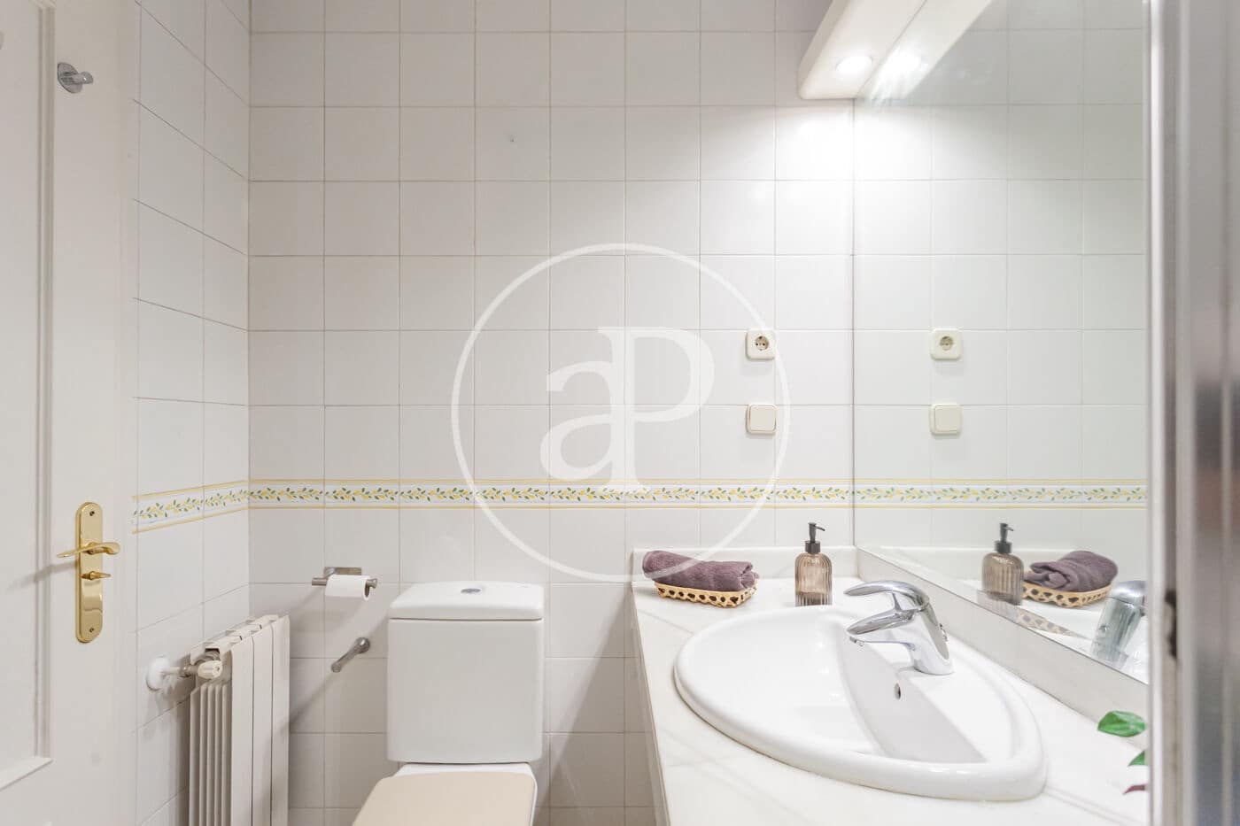 4 Zimmer Apartment zu verkaufen in Madrid Stadt mit Pool - 890.000 € (Ref: 10044863)