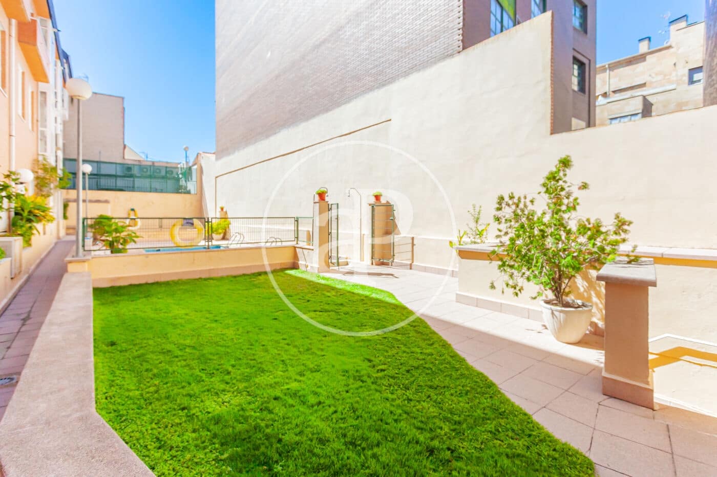 4 Zimmer Apartment zu verkaufen in Madrid Stadt mit Pool - 890.000 € (Ref: 10044863)