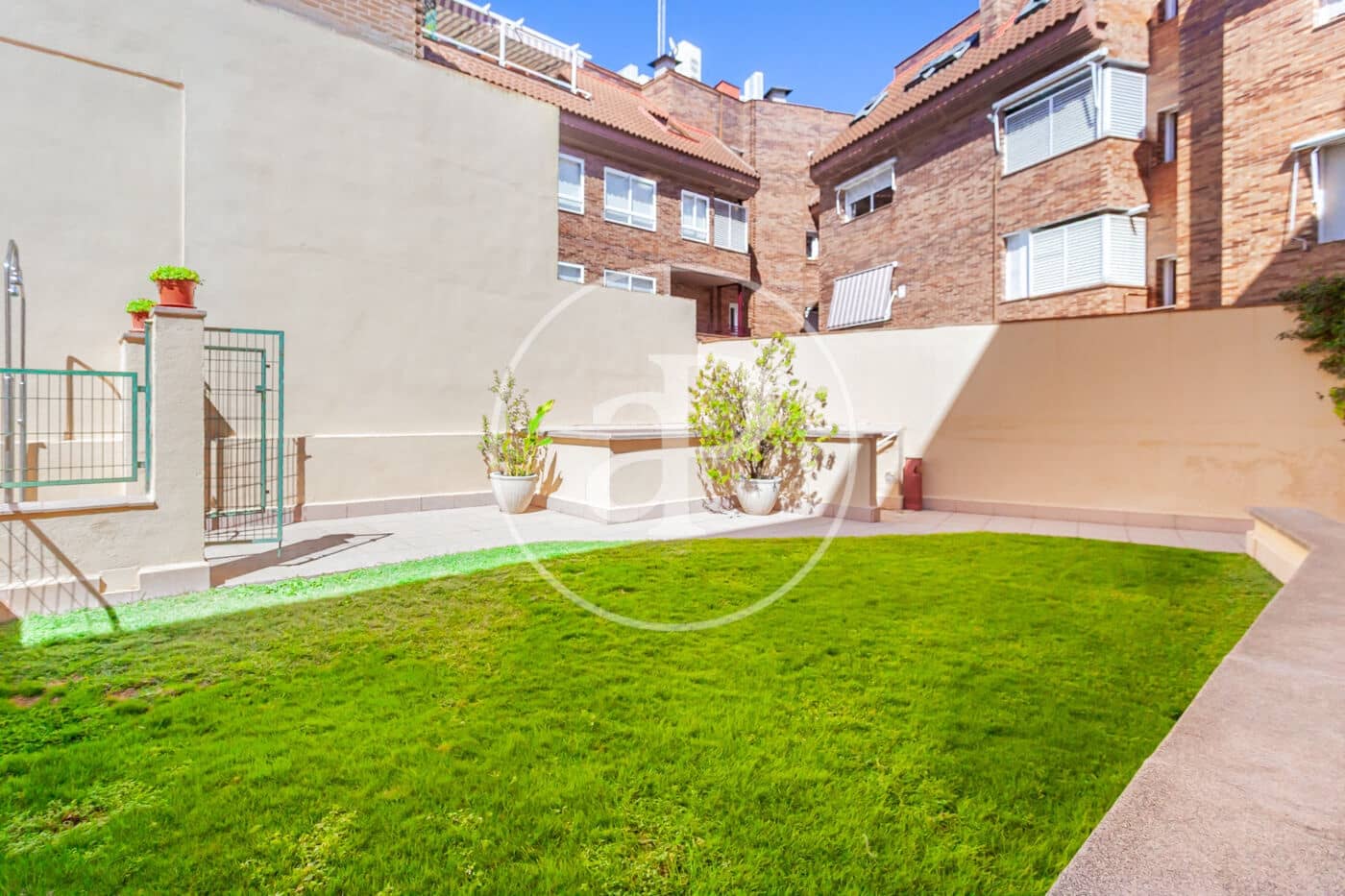 4 Zimmer Apartment zu verkaufen in Madrid Stadt mit Pool - 890.000 € (Ref: 10044863)