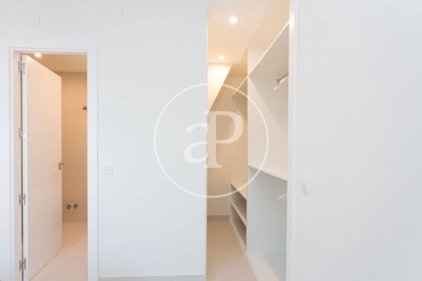 2 sypialnia Apartament do wynajęcia w Miasto Madryt - 2 700 € (Ref: 10044865)