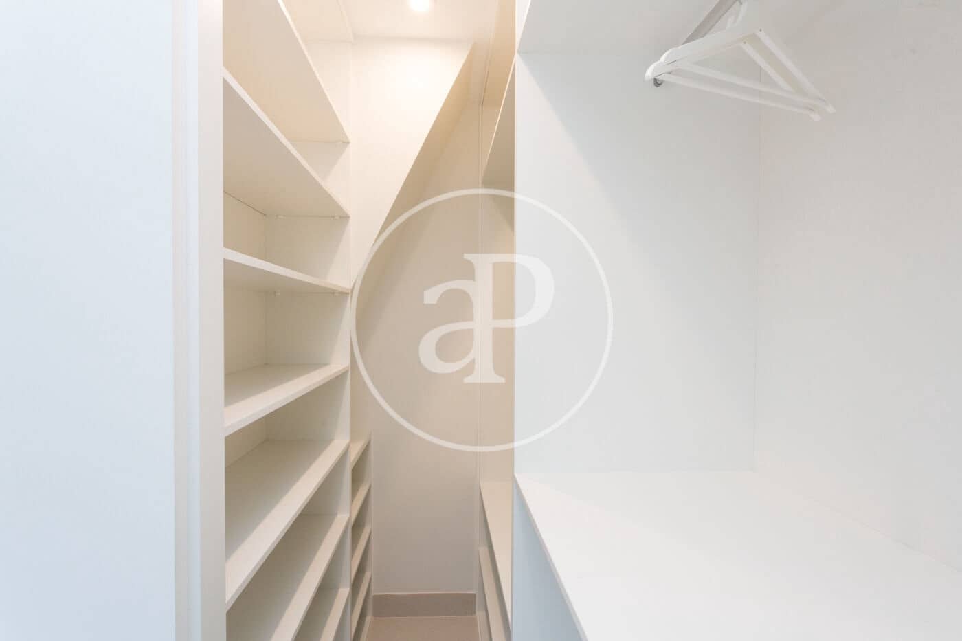 2 sypialnia Apartament do wynajęcia w Miasto Madryt - 2 700 € (Ref: 10044865)