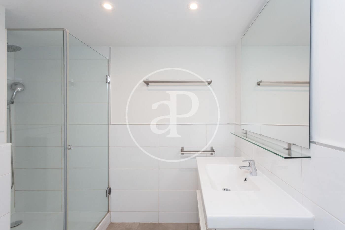 2 sypialnia Apartament do wynajęcia w Miasto Madryt - 2 700 € (Ref: 10044865)