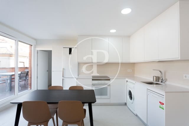 2 sypialnia Apartament do wynajęcia w Universidad, Miasto Madryt - 2 700 € (Ref: 10044865)