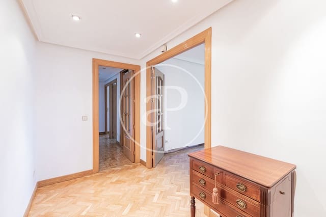 4 sypialnia Apartament do wynajęcia w Adelfas, Miasto Madryt - 2 500 € (Ref: 10044869)