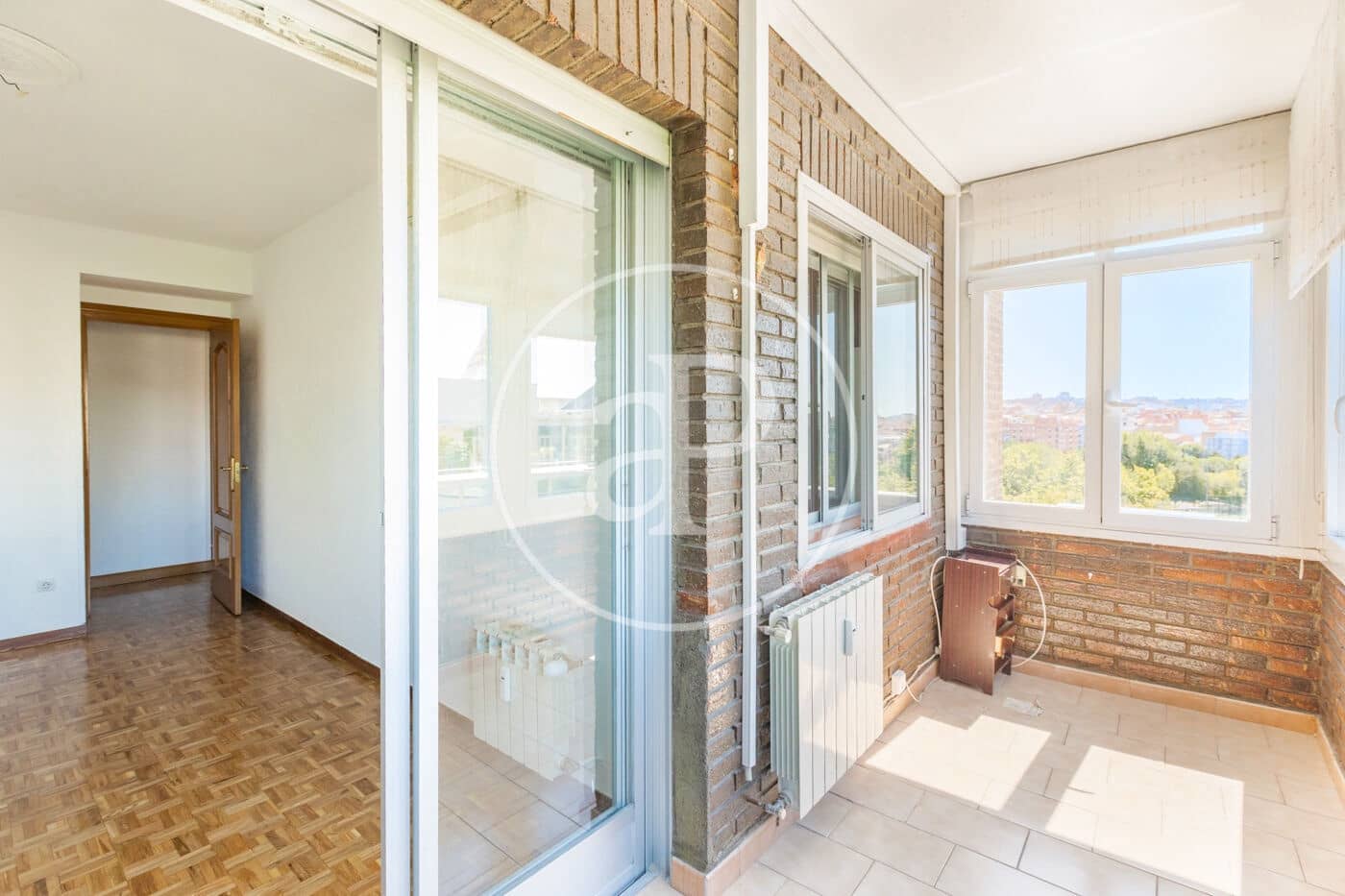 4 sypialnia Apartament do wynajęcia w Miasto Madryt z basenem garażem - 2 500 € (Ref: 10044869)