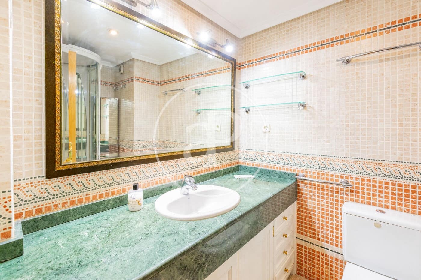 4 sypialnia Apartament do wynajęcia w Miasto Madryt z basenem garażem - 2 500 € (Ref: 10044869)