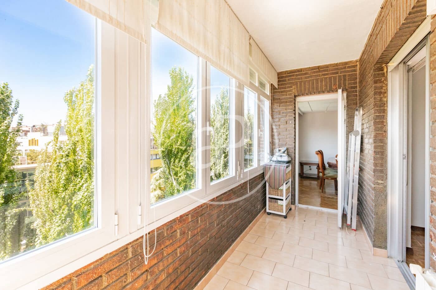 4 sypialnia Apartament do wynajęcia w Miasto Madryt z basenem garażem - 2 500 € (Ref: 10044869)