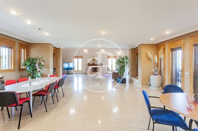 7 quarto Moradia para venda em Villaviciosa de Odón com piscina - 4 000 000 € (Ref: 10047366)