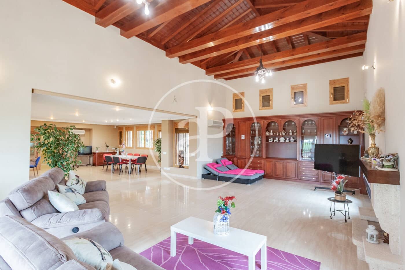 7 bedroom Villa for sale in Villaviciosa de Odon with pool - € 4,000,000 (Ref: 10047366)