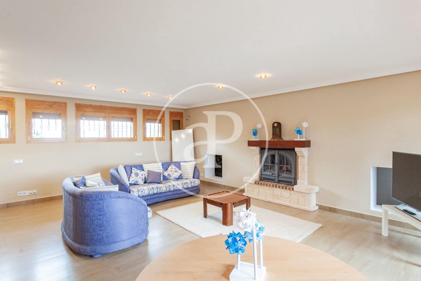 7 bedroom Villa for sale in Villaviciosa de Odon with pool - € 4,000,000 (Ref: 10047366)