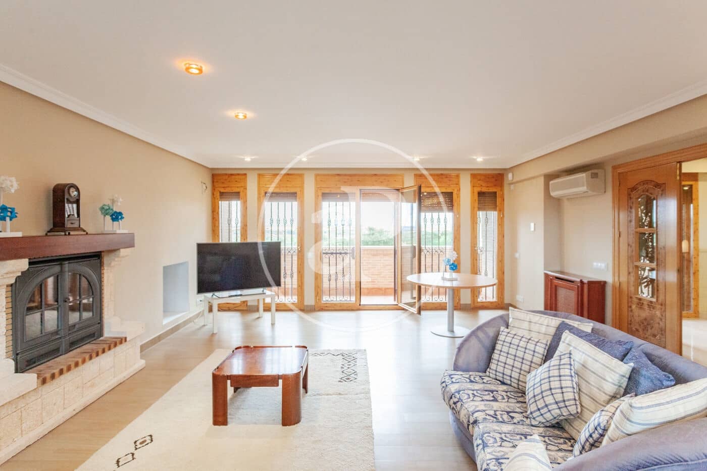 7 bedroom Villa for sale in Villaviciosa de Odon with pool - € 4,000,000 (Ref: 10047366)