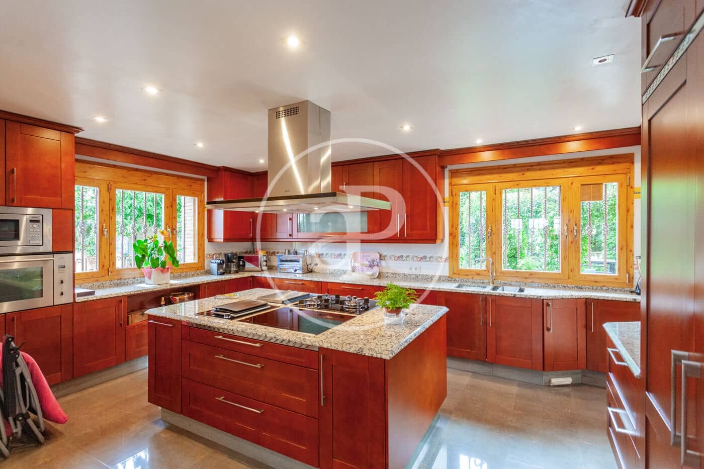 7 bedroom Villa for sale in Villaviciosa de Odon with pool - € 4,000,000 (Ref: 10047366)