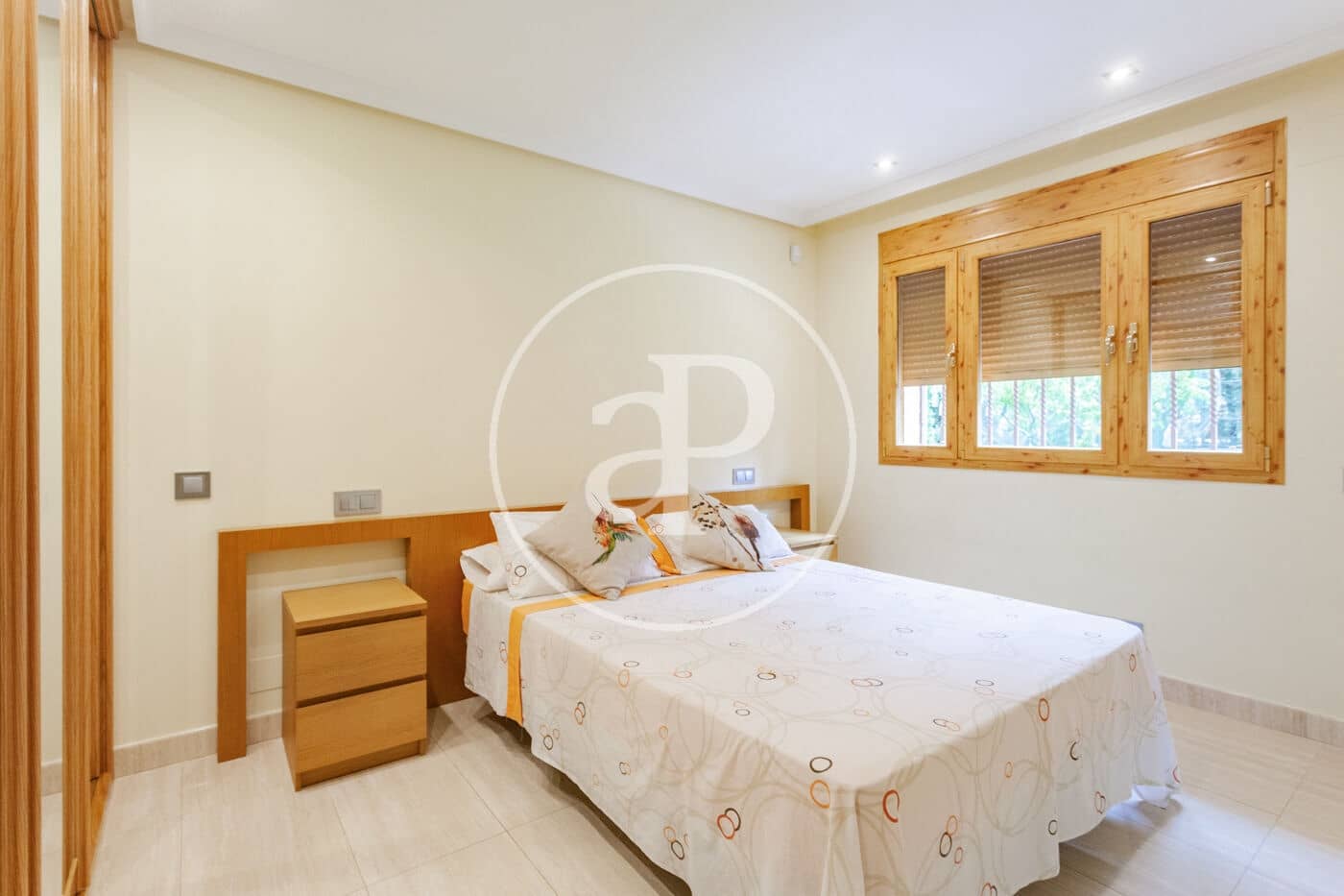 7 bedroom Villa for sale in Villaviciosa de Odon with pool - € 4,000,000 (Ref: 10047366)