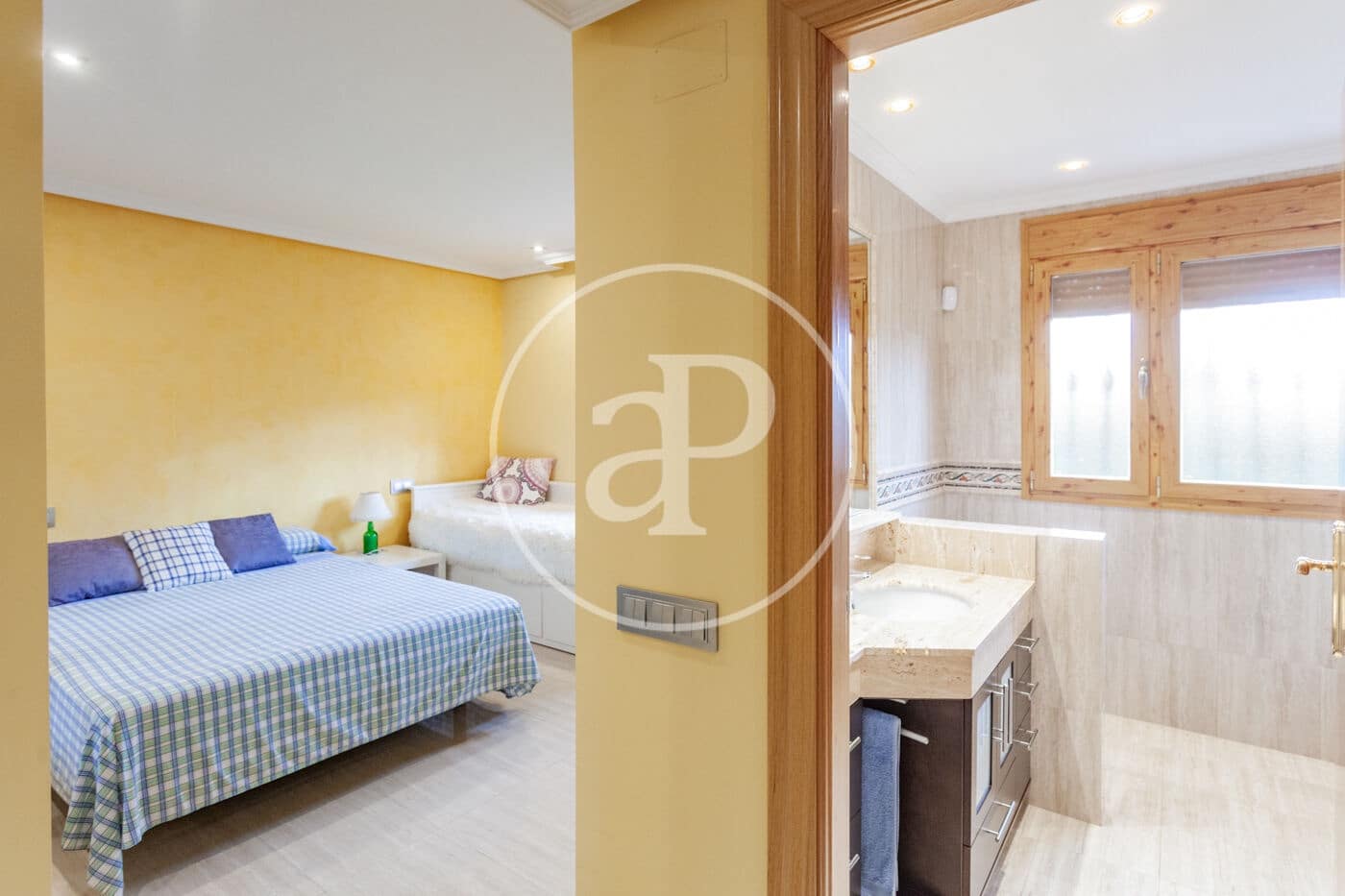 7 bedroom Villa for sale in Villaviciosa de Odon with pool - € 4,000,000 (Ref: 10047366)