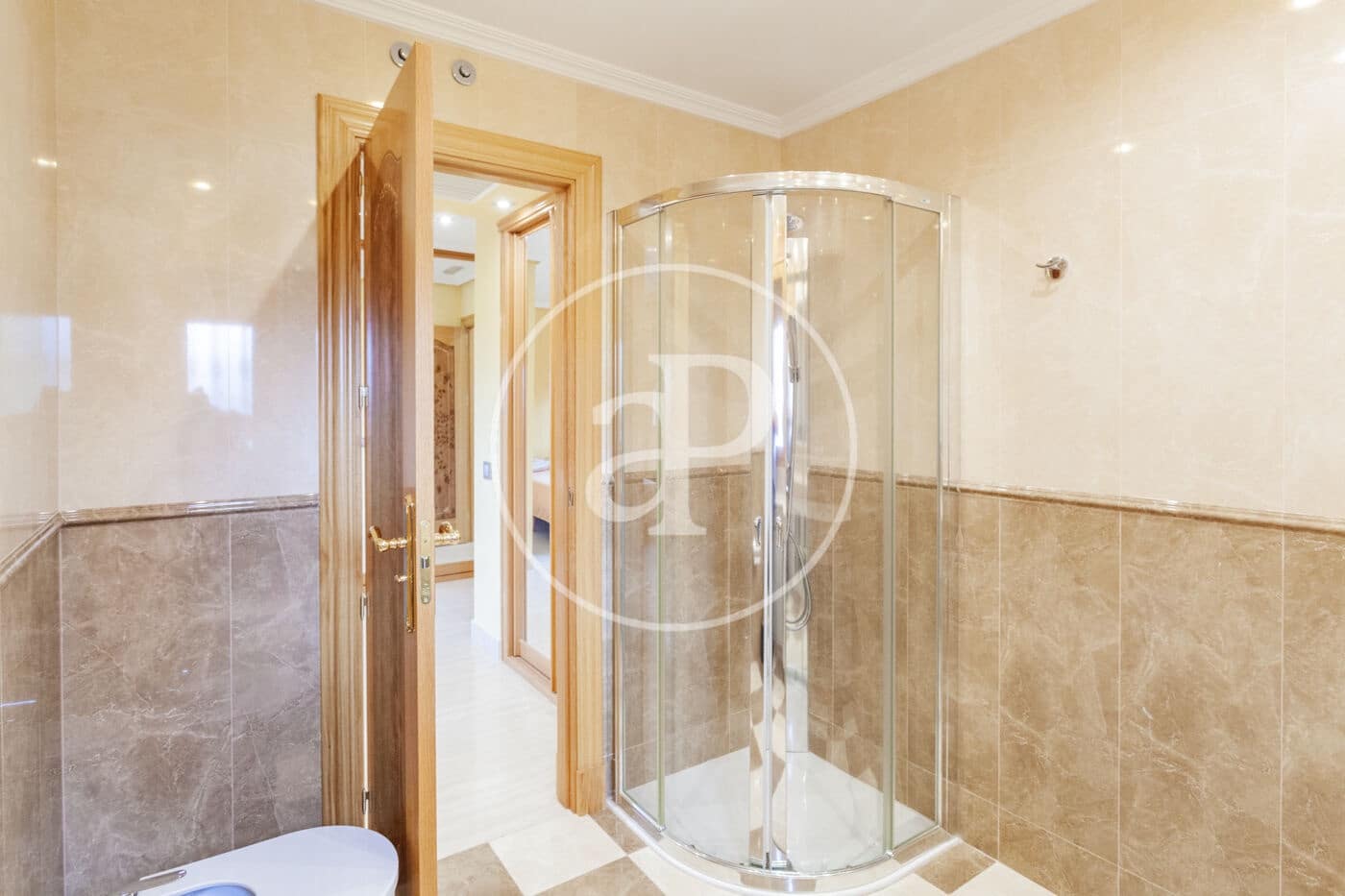 7 bedroom Villa for sale in Villaviciosa de Odon with pool - € 4,000,000 (Ref: 10047366)