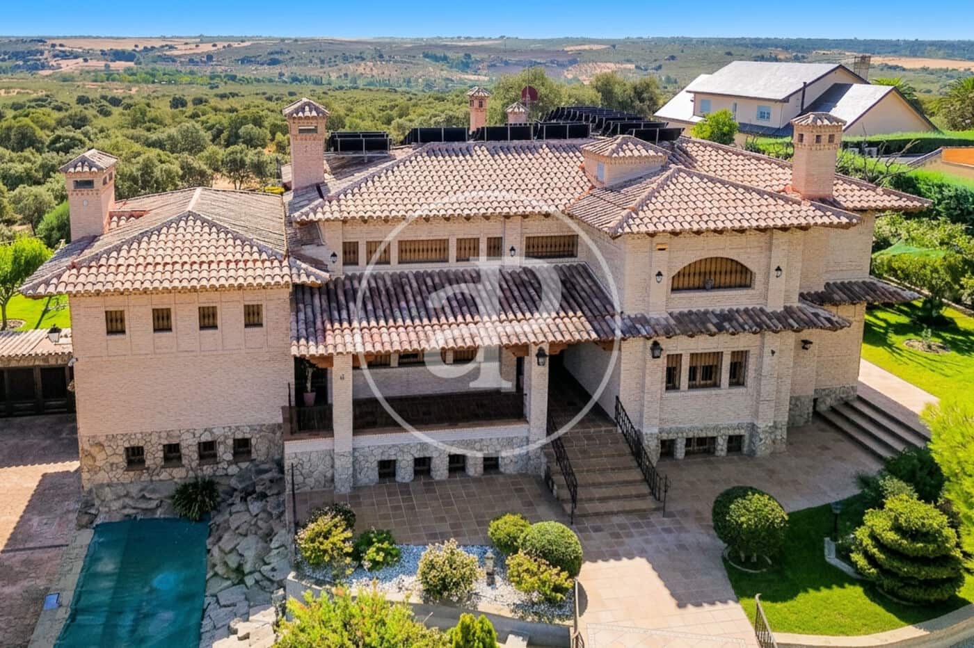 7 bedroom Villa for sale in Villaviciosa de Odon with pool - € 4,000,000 (Ref: 10047366)