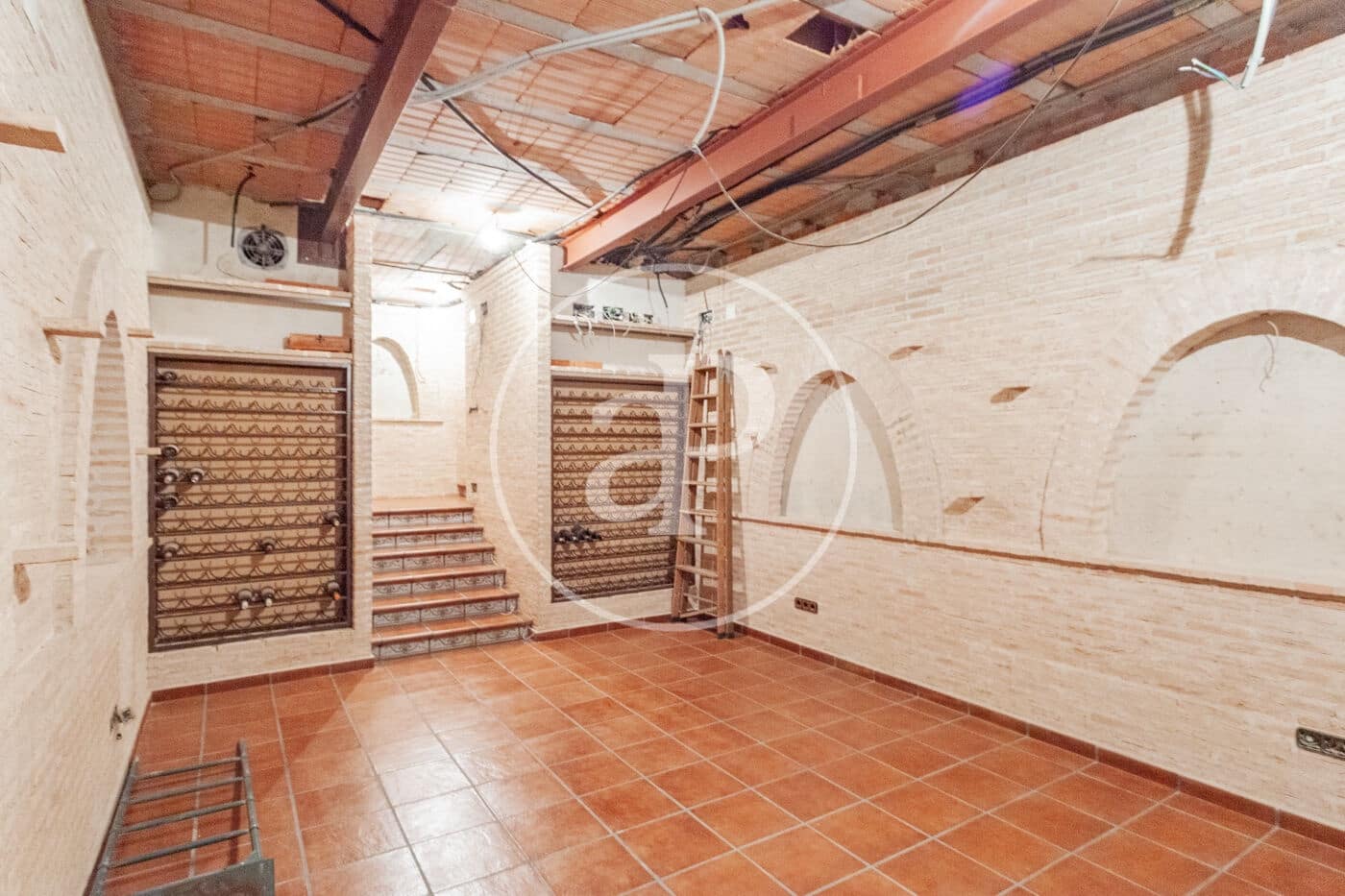 7 bedroom Villa for sale in Villaviciosa de Odon with pool - € 4,000,000 (Ref: 10047366)