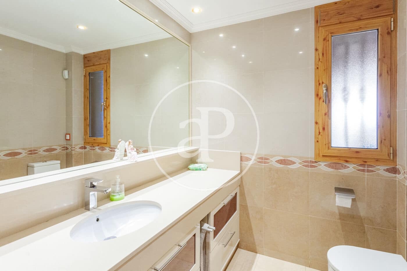 7 bedroom Villa for sale in Villaviciosa de Odon with pool - € 4,000,000 (Ref: 10047366)