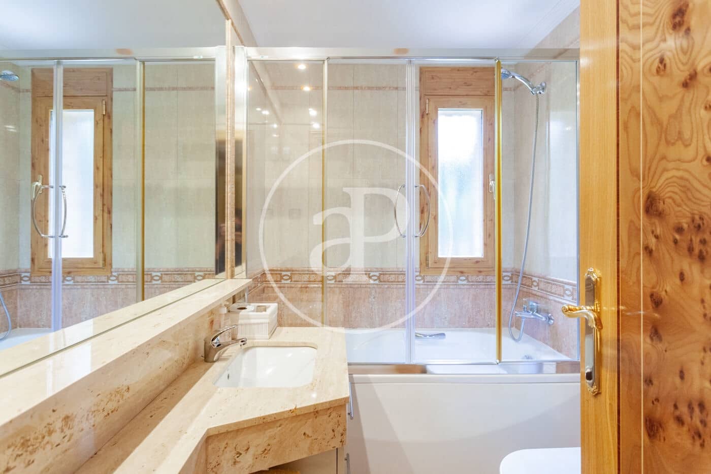 7 bedroom Villa for sale in Villaviciosa de Odon with pool - € 4,000,000 (Ref: 10047366)