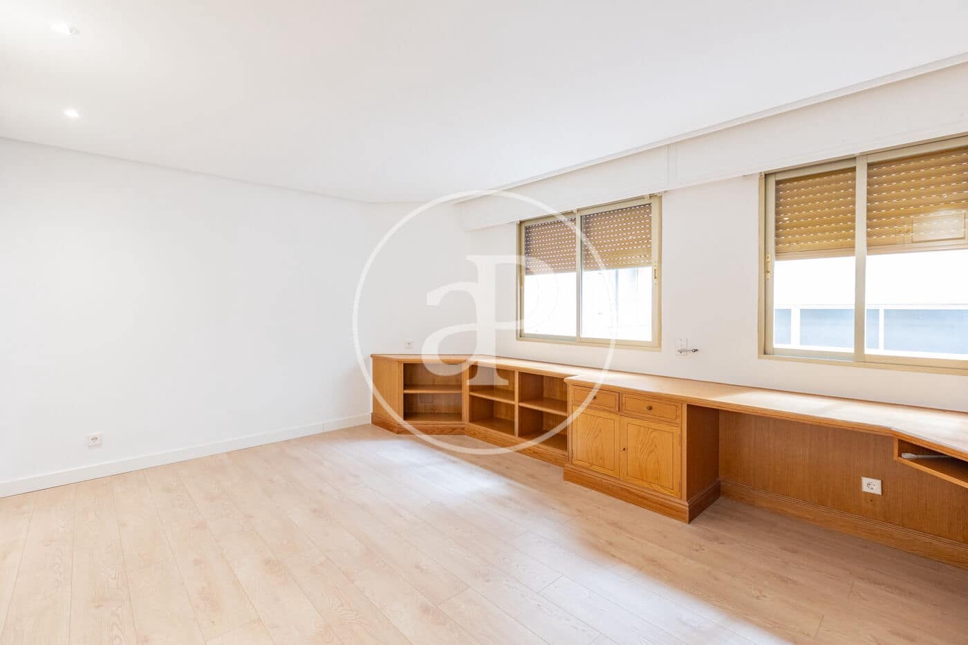 2 soveværelse Lejlighed til leje i Madrid by - € 2.900 (Ref: 10047367)