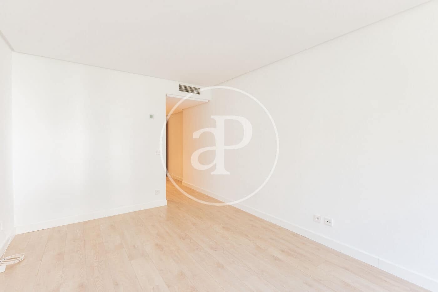 2 soveværelse Lejlighed til leje i Madrid by - € 2.900 (Ref: 10047367)