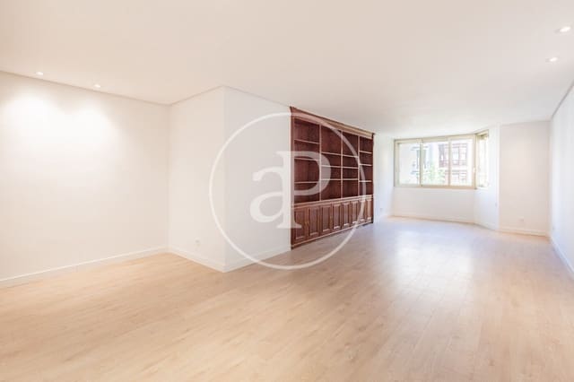 2 slaapkamer Appartement te huur in Recoletos, Madrid stad - € 2.900 (Ref: 10047367)