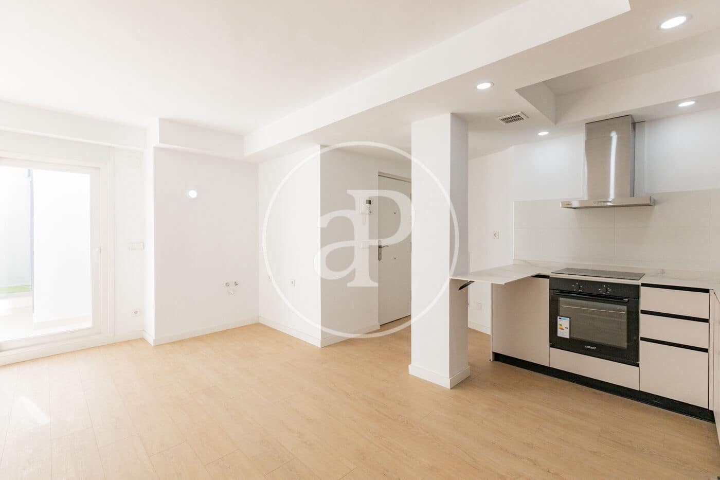 Leilighet til salgs i Madrid by - € 435 000 (Ref: 10047369)