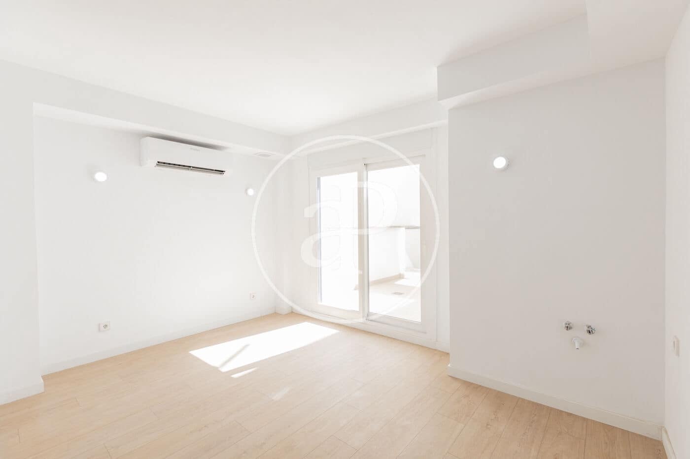 Leilighet til salgs i Madrid by - € 435 000 (Ref: 10047369)