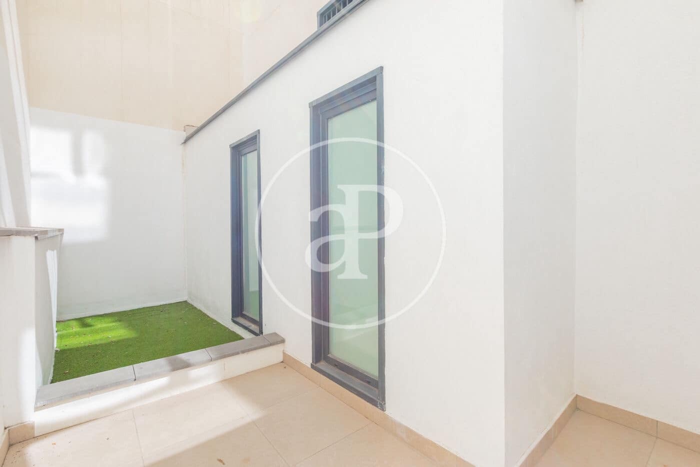 Leilighet til salgs i Madrid by - € 435 000 (Ref: 10047369)