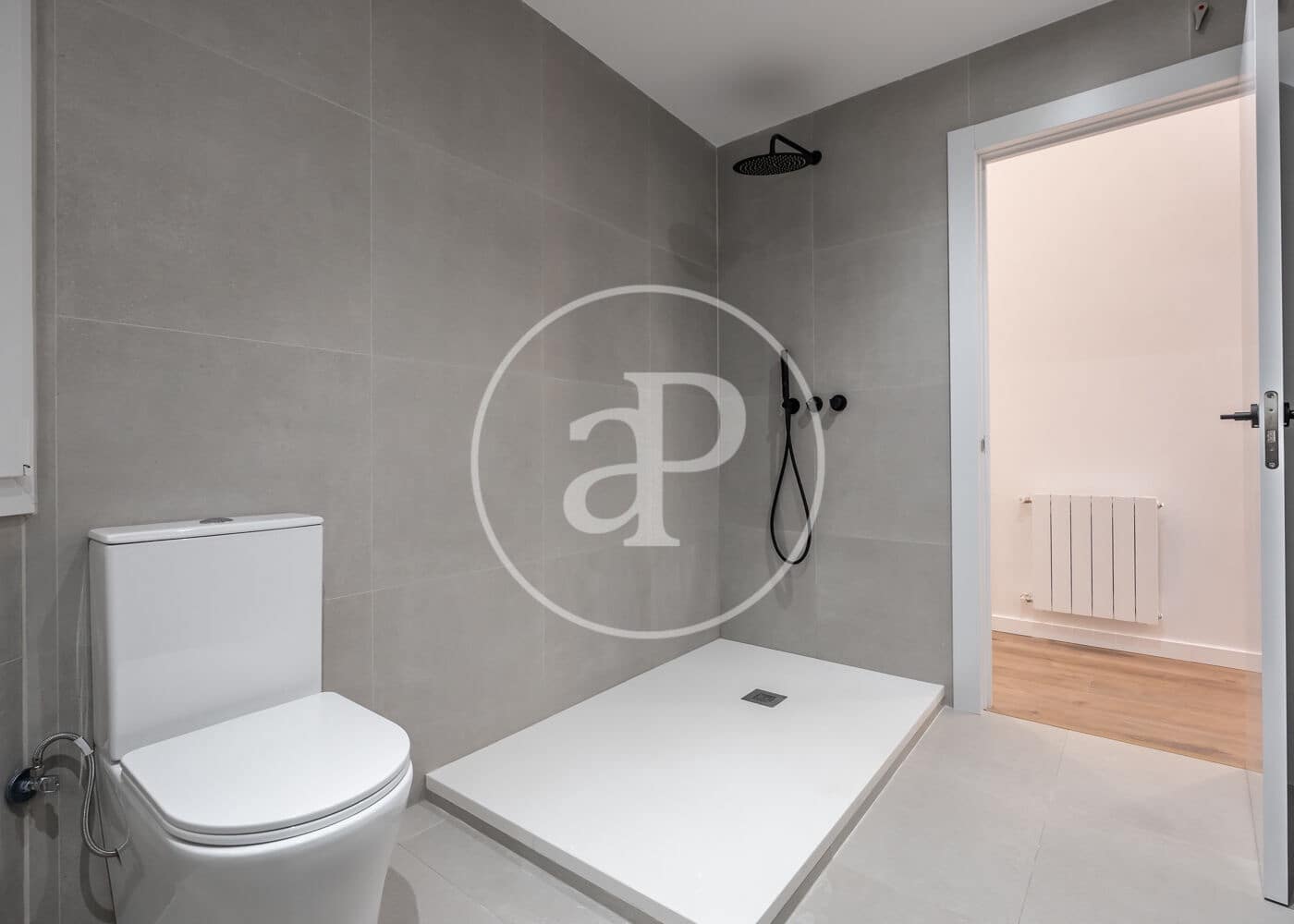 3 soveværelse Lejlighed til salg i Madrid by - € 1.395.000 (Ref: 10047372)