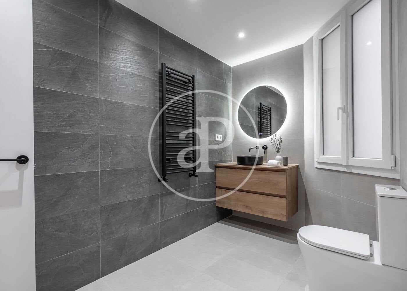 3 soveværelse Lejlighed til salg i Madrid by - € 1.395.000 (Ref: 10047372)