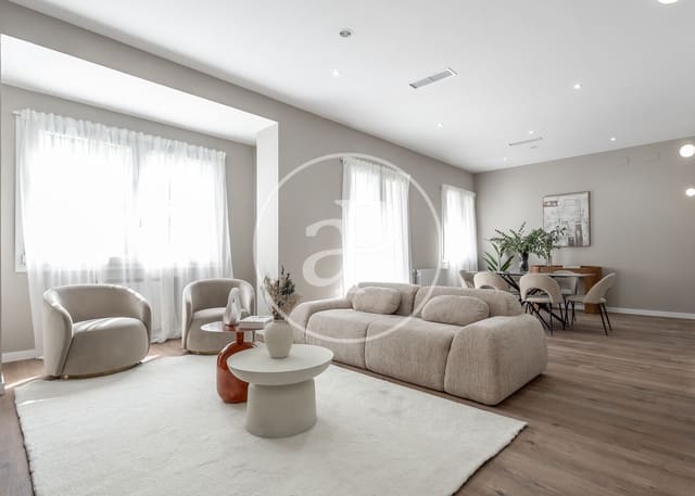 3 soveværelse Lejlighed til salg i Argüelles, Madrid by - € 1.395.000 (Ref: 10047372)