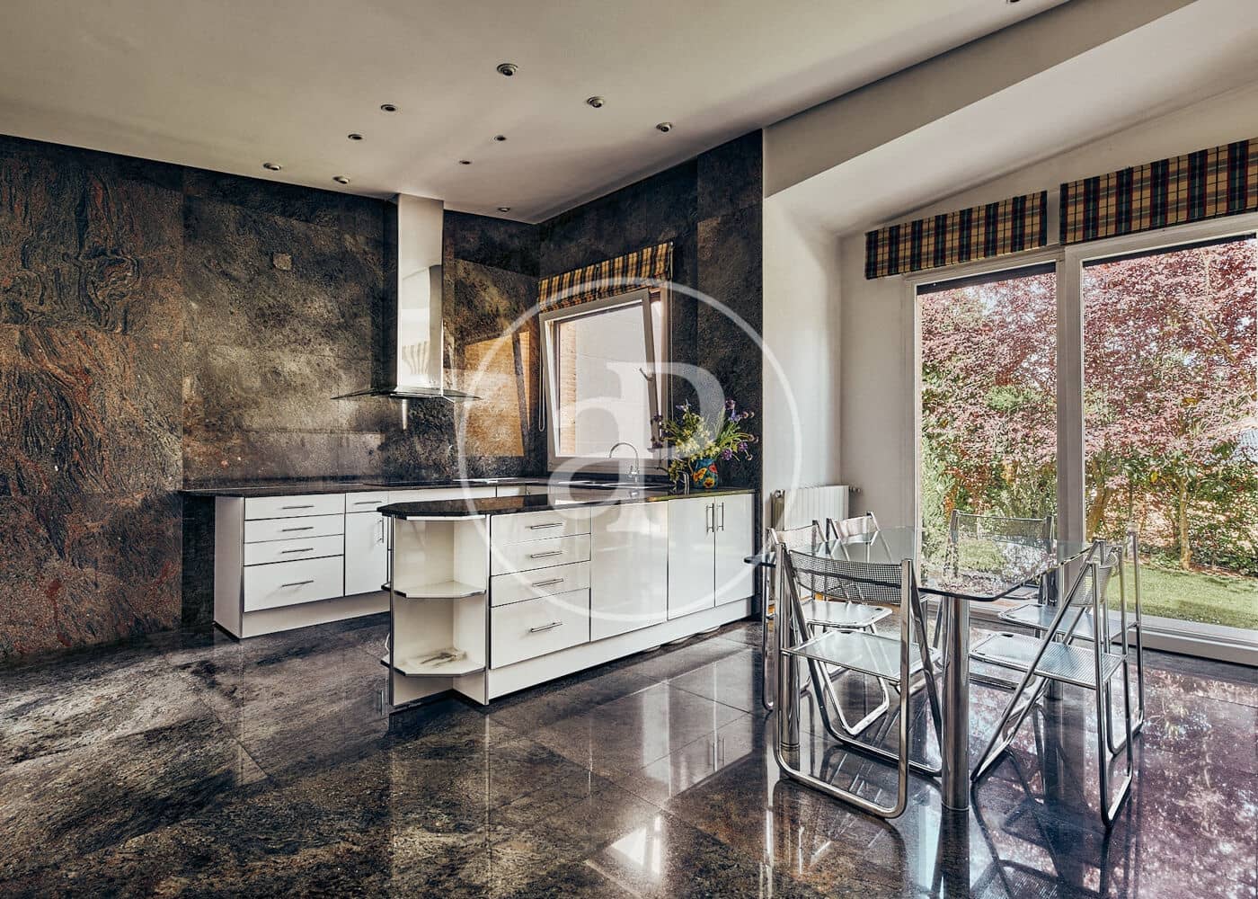7 chambre Villa/Maison à vendre à Pozuelo de Alarcon avec piscine - 4 400 000 € (Ref: 10047373)