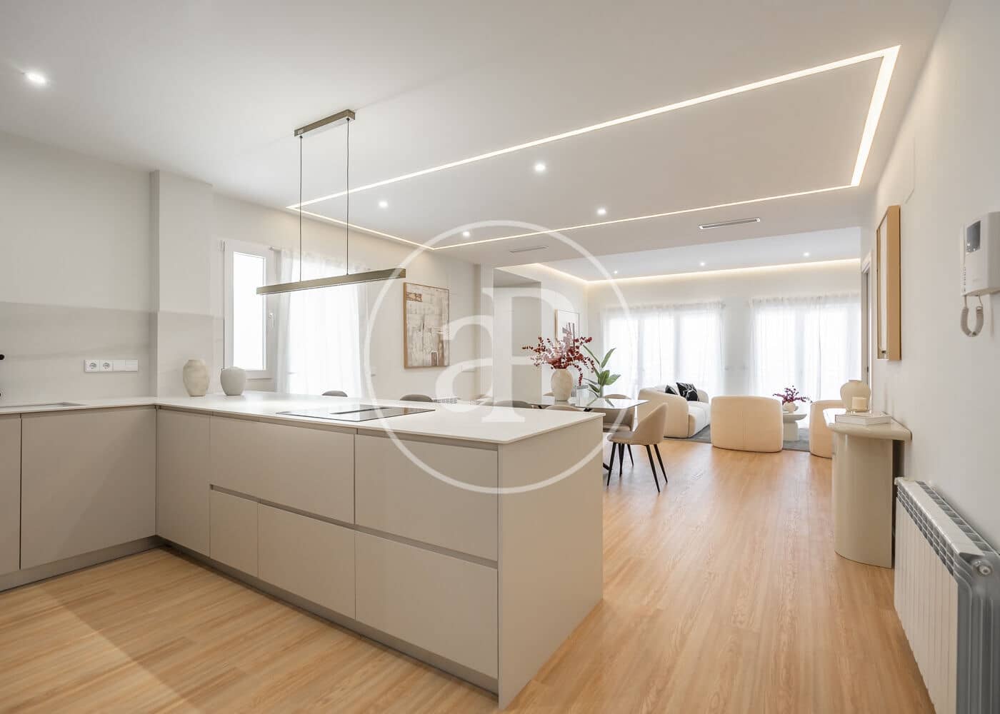4 soveværelse Lejlighed til salg i Madrid by - € 1.250.000 (Ref: 10049333)