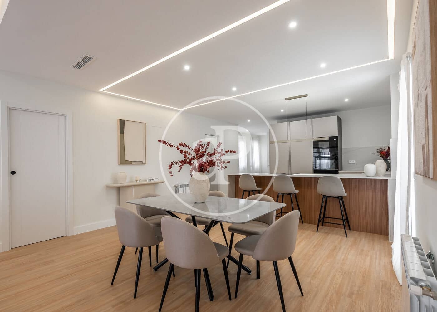 4 soveværelse Lejlighed til salg i Madrid by - € 1.250.000 (Ref: 10049333)