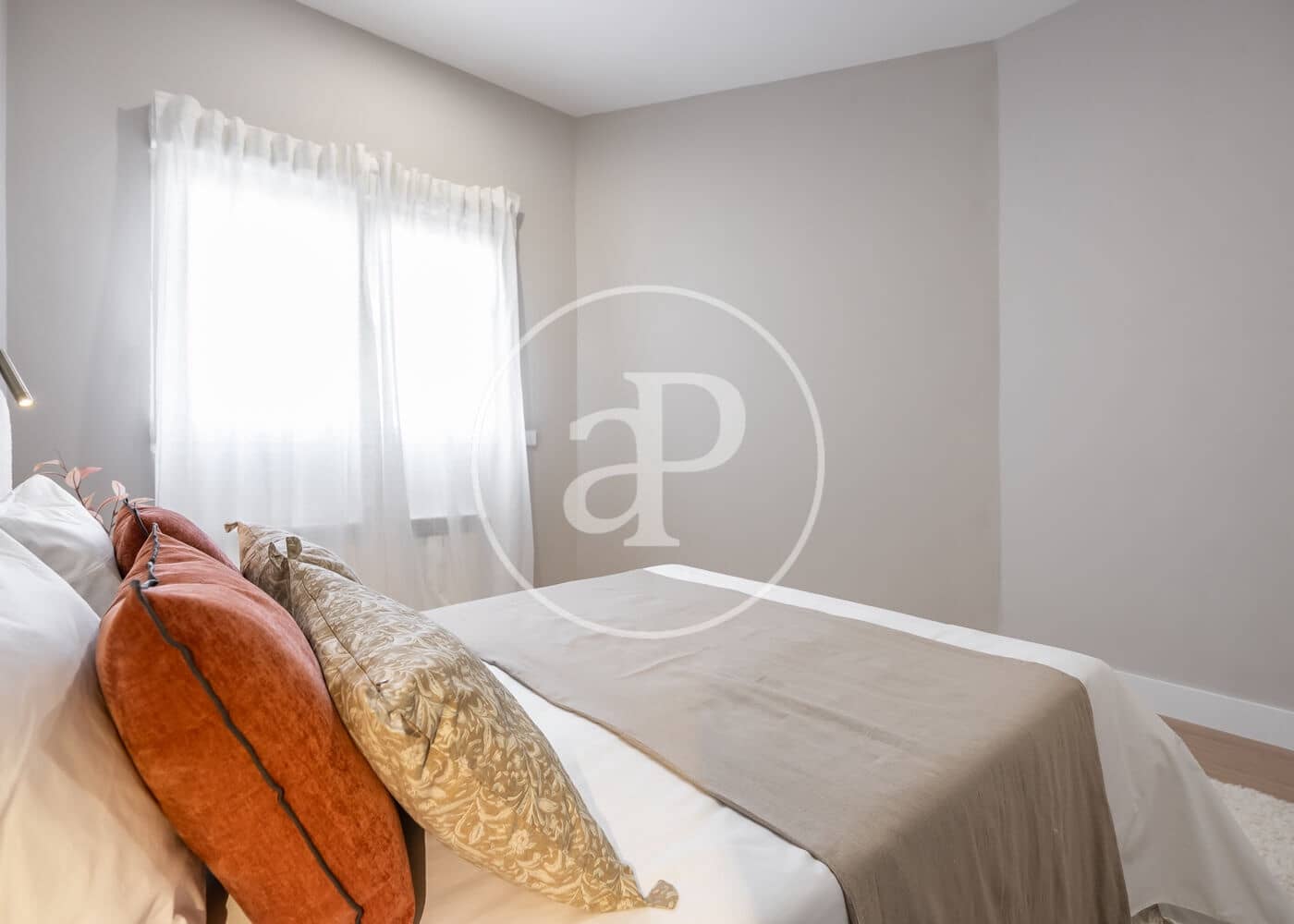 4 soveværelse Lejlighed til salg i Madrid by - € 1.250.000 (Ref: 10049333)
