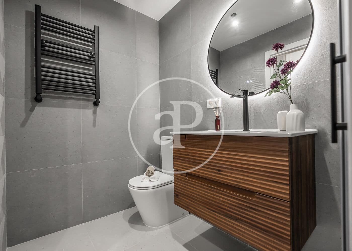 4 soveværelse Lejlighed til salg i Madrid by - € 1.250.000 (Ref: 10049333)
