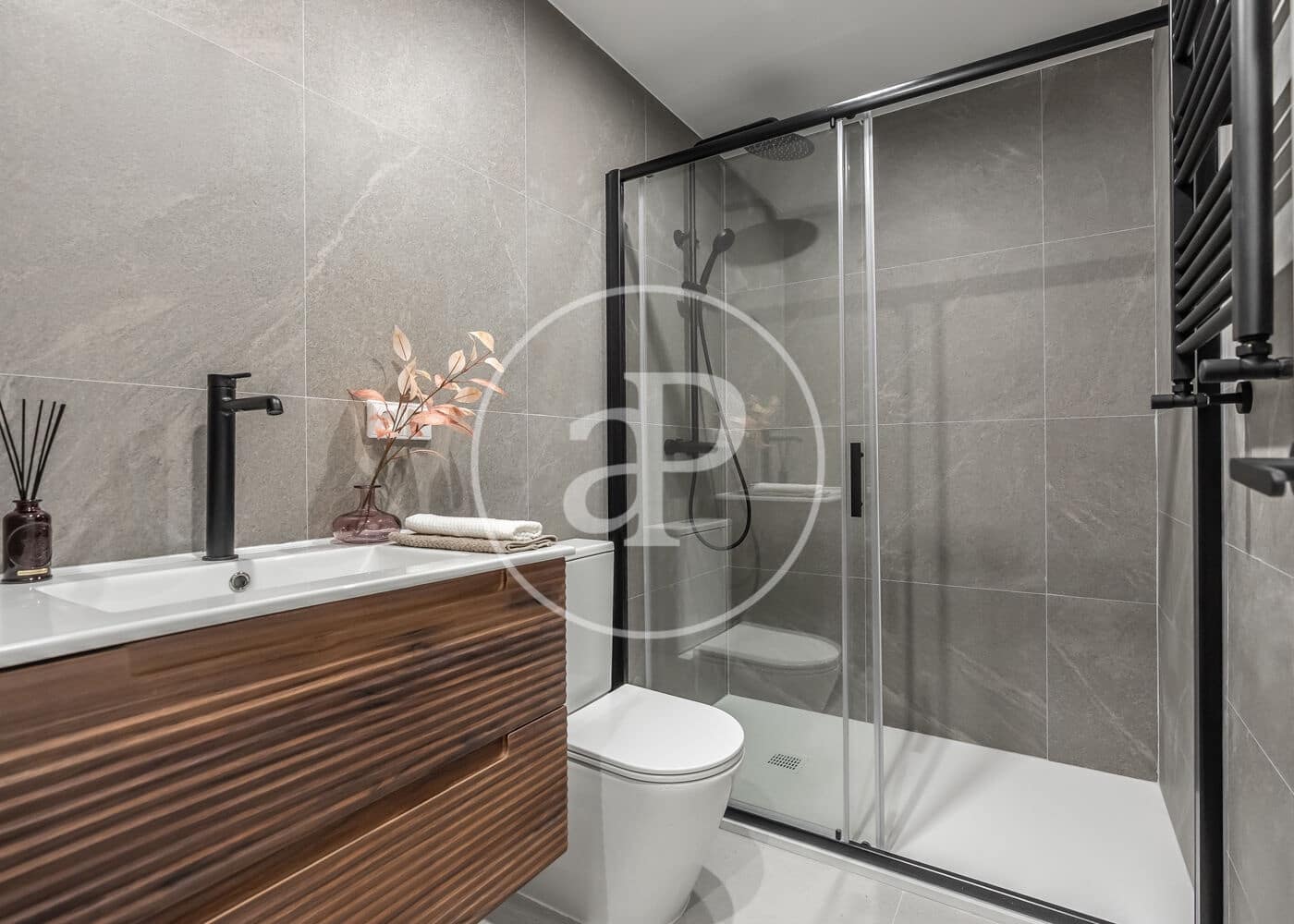 4 soveværelse Lejlighed til salg i Madrid by - € 1.250.000 (Ref: 10049333)