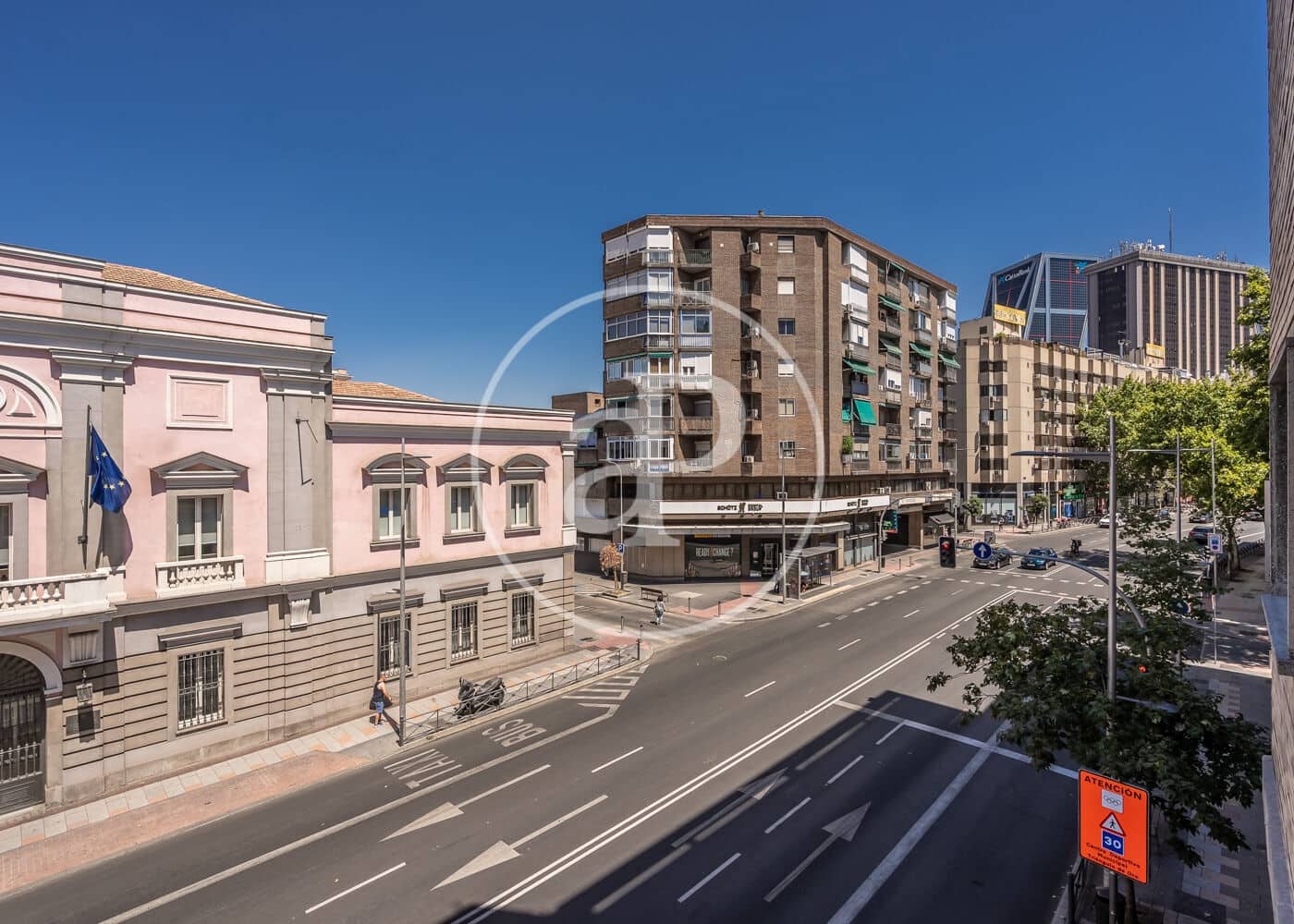 4 soveværelse Lejlighed til salg i Madrid by - € 1.250.000 (Ref: 10049333)