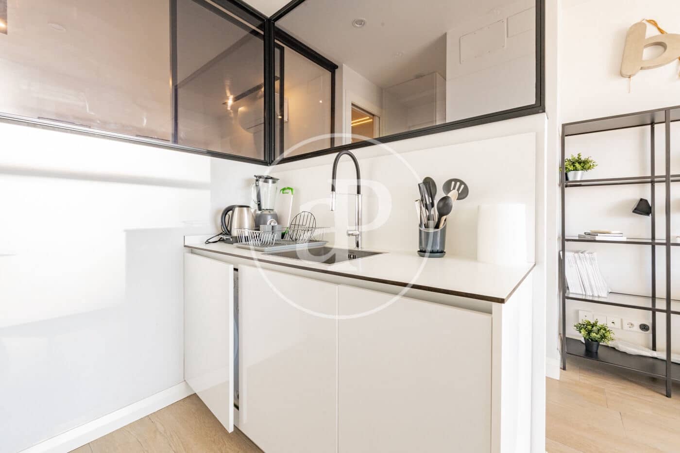 1 quarto Apartamento para arrendar em Madrid cidade - 2 350 € (Ref: 10055333)