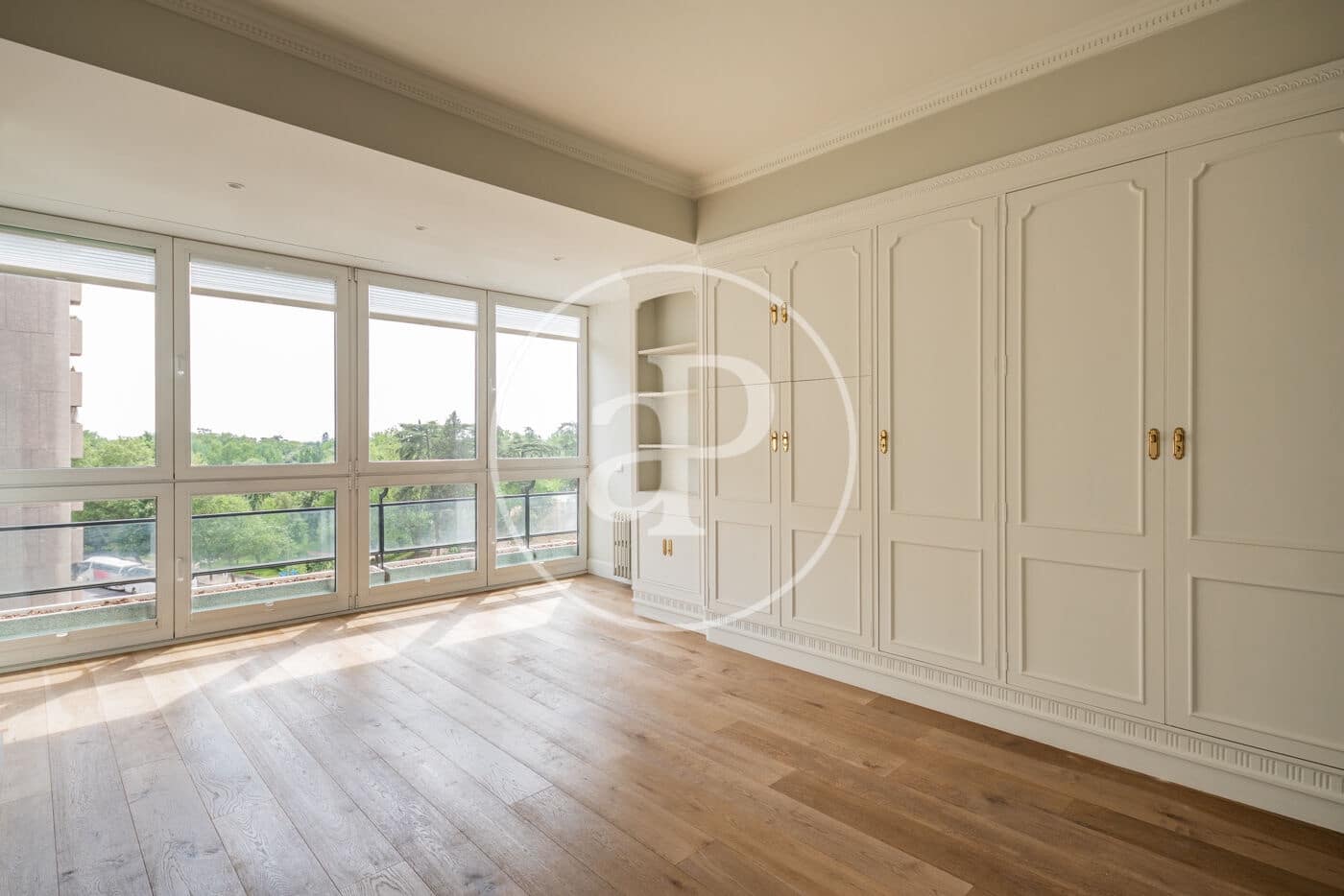 4 slaapkamer Appartement te huur in Madrid stad met garage - € 9.500 (Ref: 10059182)