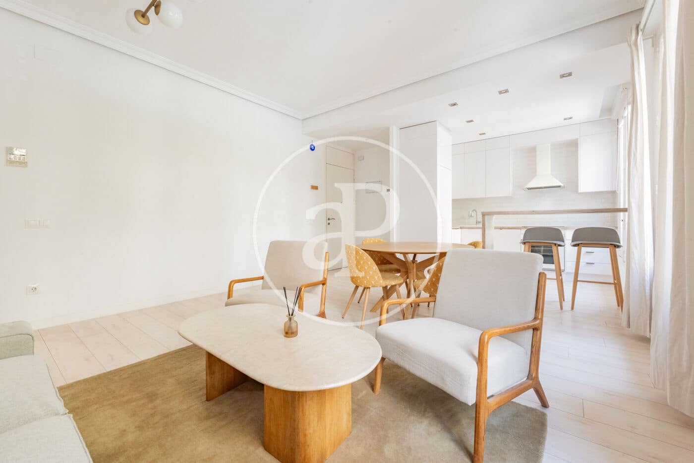 Apartamento de 2 habitaciones en Madrid ciudad en alquiler - 3.500 € (Ref: 10059186)